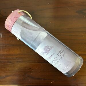 4/$15 One Wine gift tube